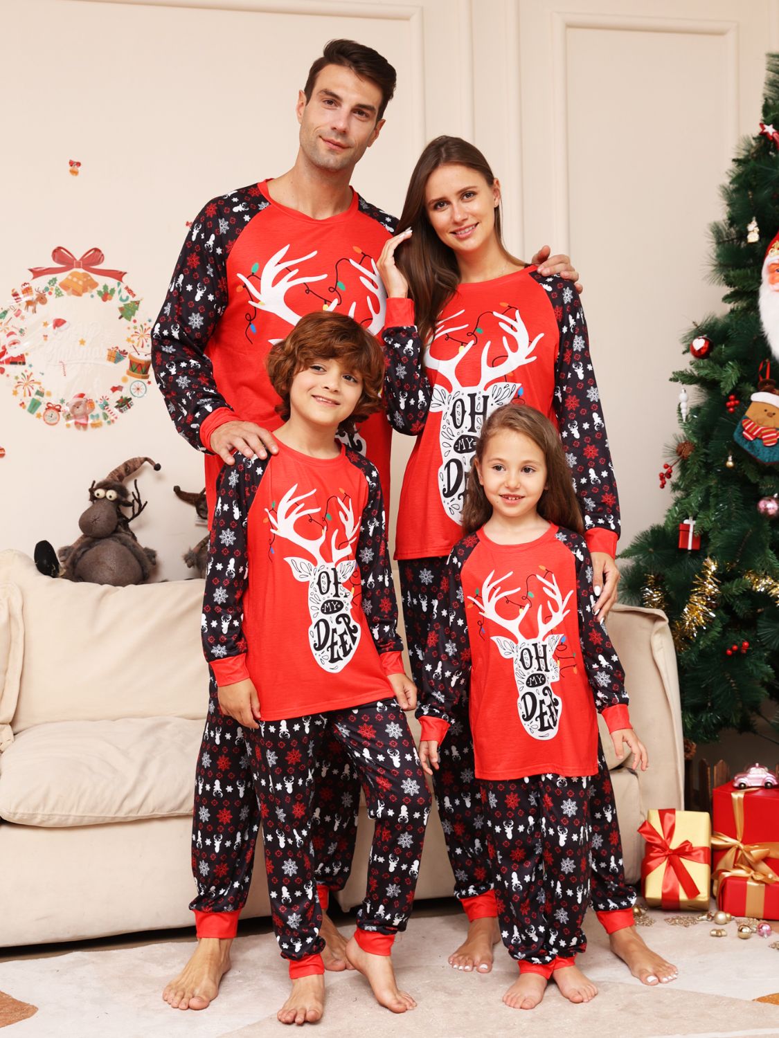 here-at-buy-reindeer-graphic-top-and-pants-set-online-now_3.jpg