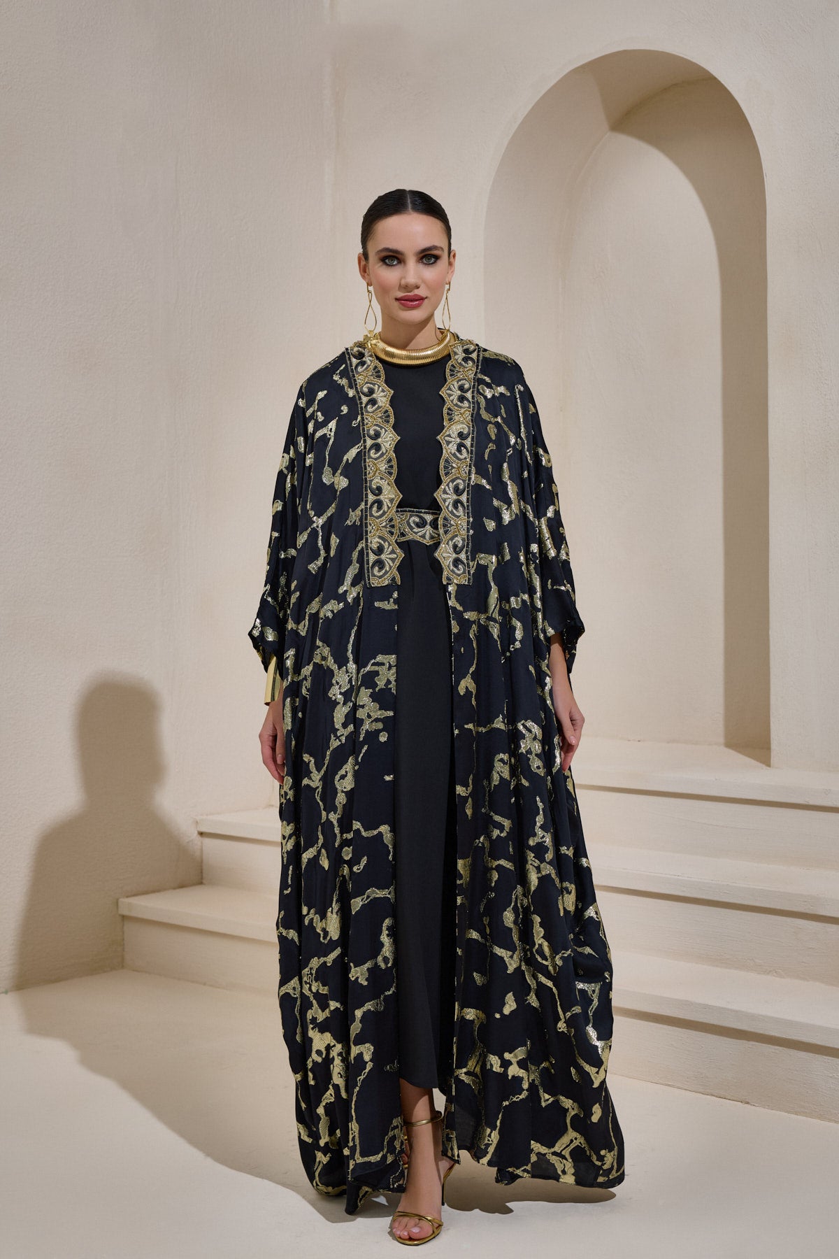 were-making-it-easy-to-buy-and-sell-limited-collection-shimmer-black-abaya-set-with-shawl-discount_3.jpg