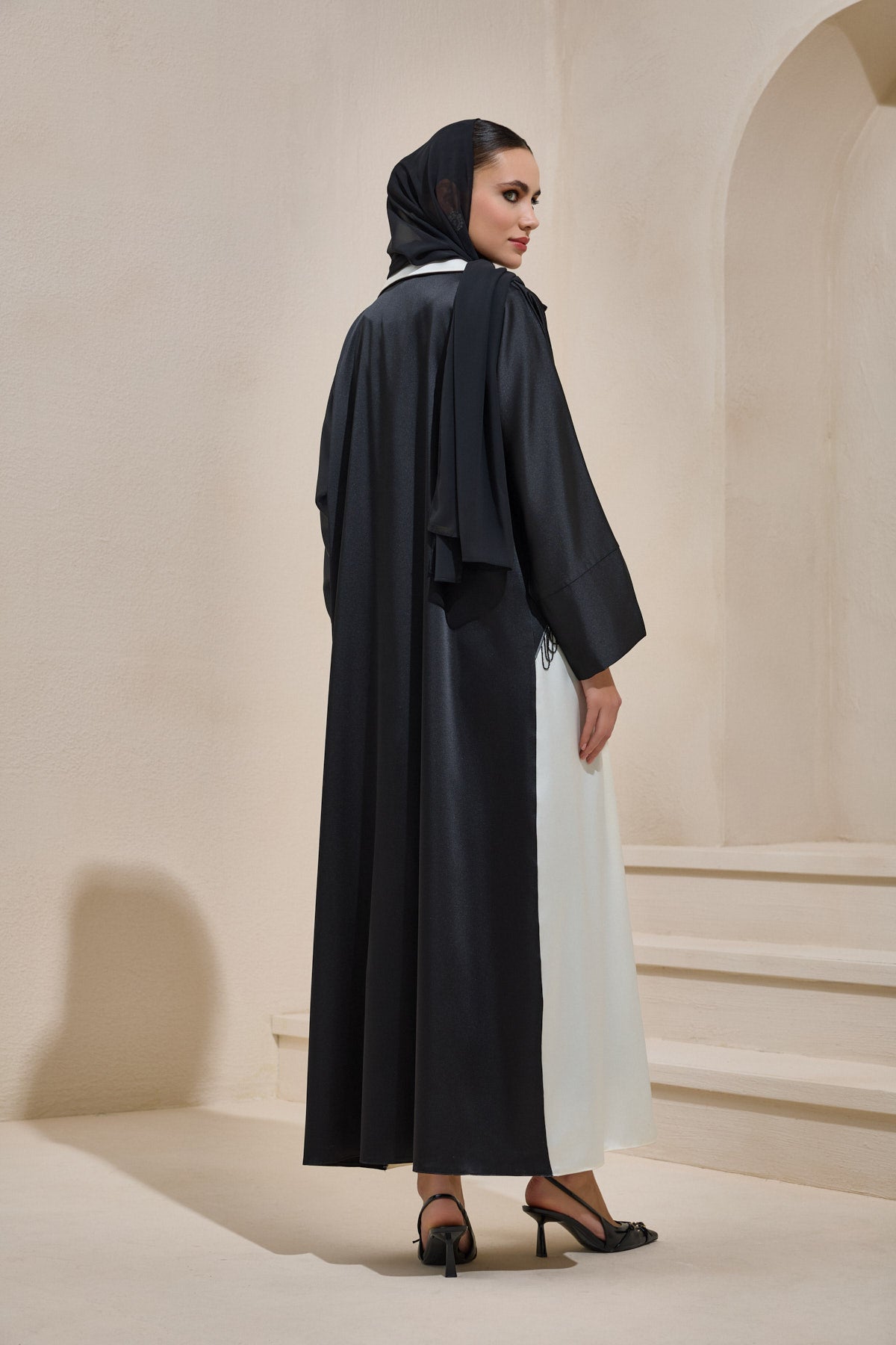 we-sell-the-best-satin-black-pearl-detailed-black-and-ecru-abaya-for-cheap_4.jpg