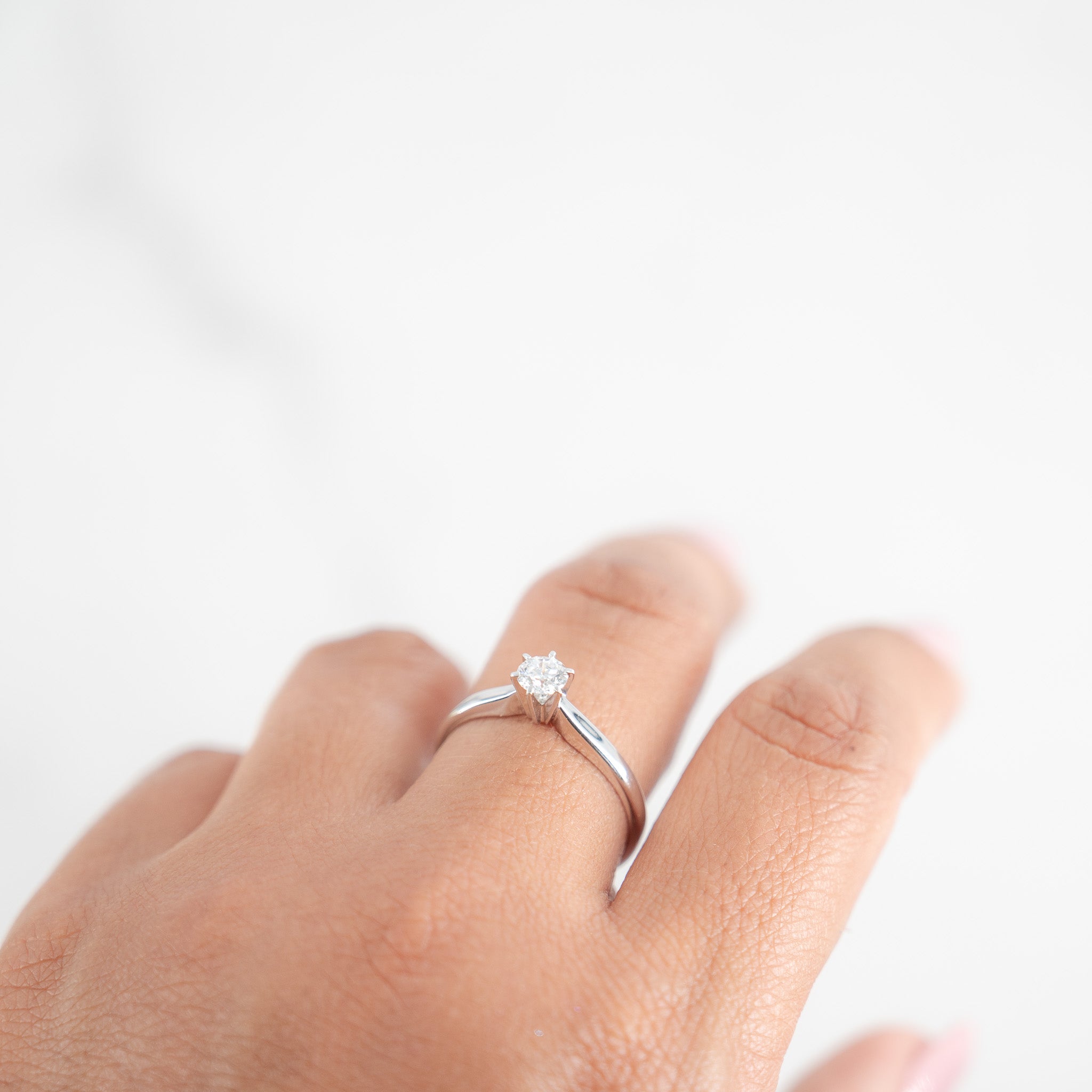 the-official-website-of-14k-white-gold-solitaire-diamond-engagement-ring-online_4.jpg